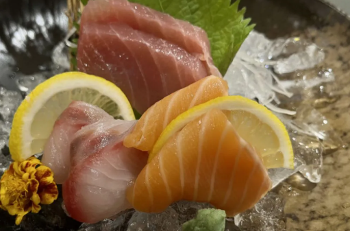 Review Makanan Sushi Sashimi Segar Khas Jepang Premium