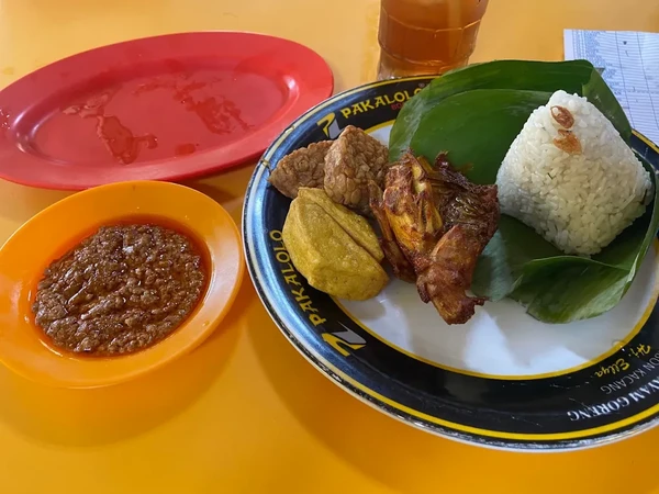 Nasi Uduk Kebon Kacang Review Sambal Kacang Paling Mantap
