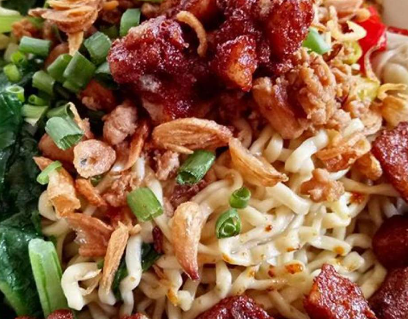 Review Makanan Kimchi Jjigae Lezat dan Paling Autentik