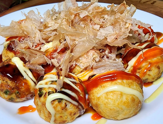 Review Takoyaki Lembut dengan Saus Melimpah