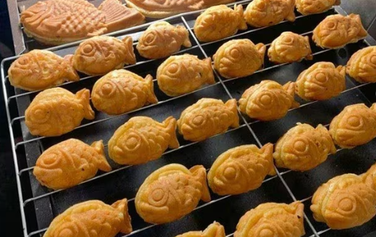 Review Makanan Kekinian Viral dengan Rasa Favorit